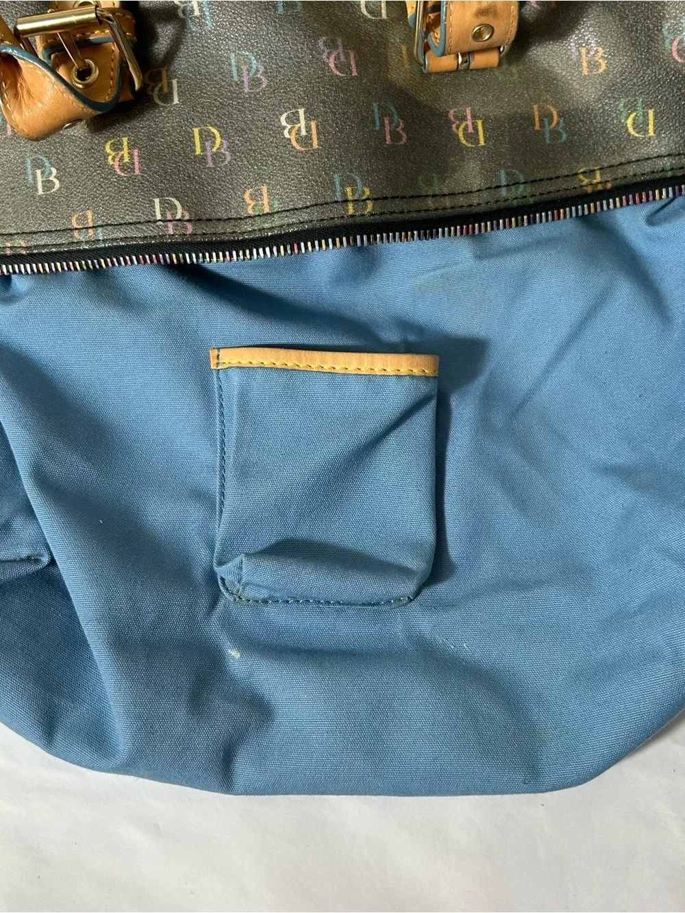 Dooney & Bourke ** this